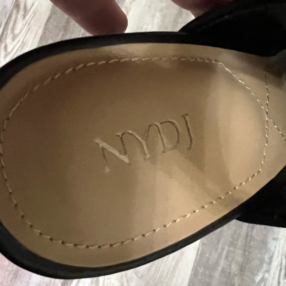 NYDJ® Lyssa Heeled Sandals 8.5M - Picture 7 of 8